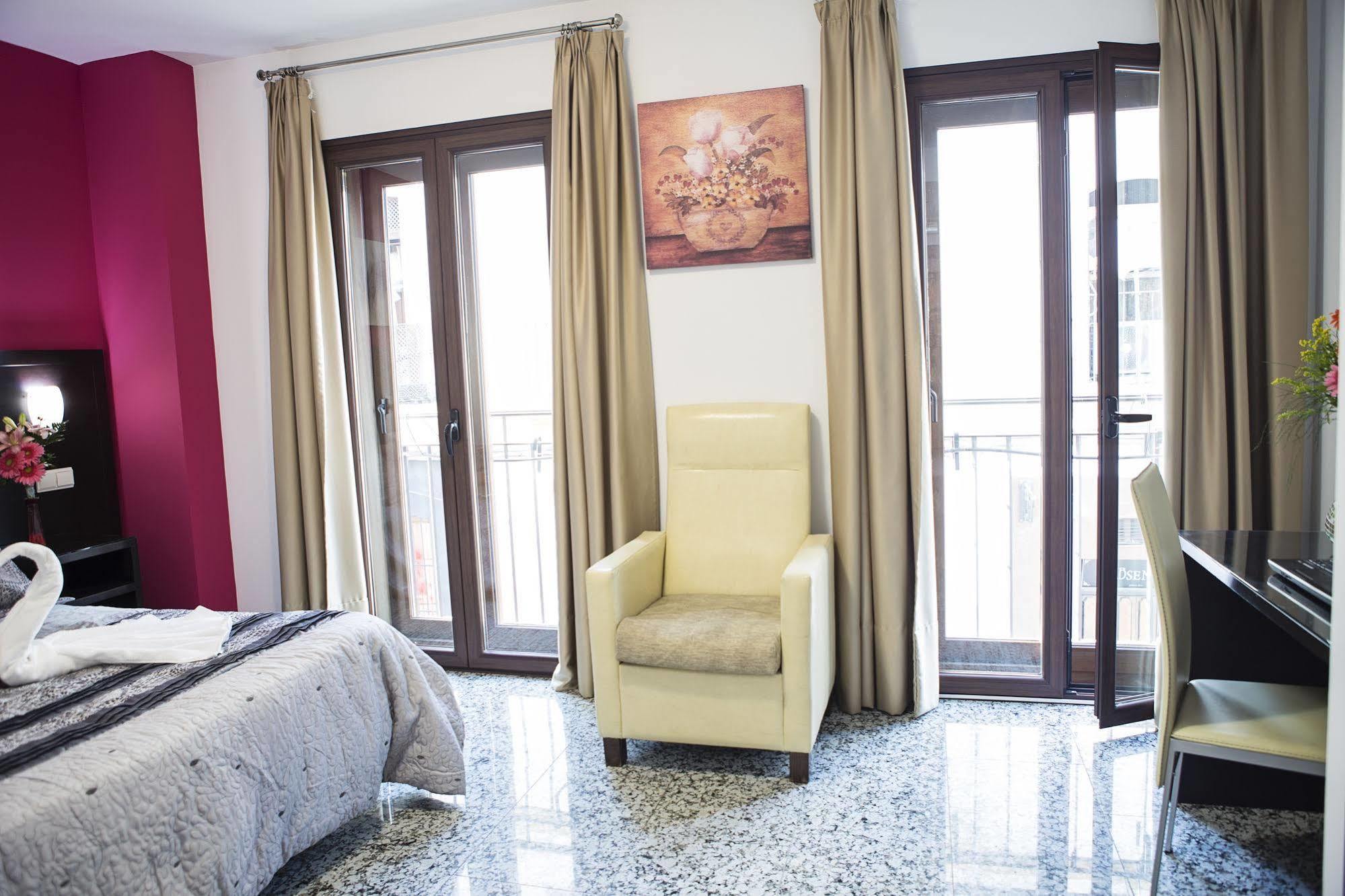 Hotel De Los Faroles Córdoba Kültér fotó