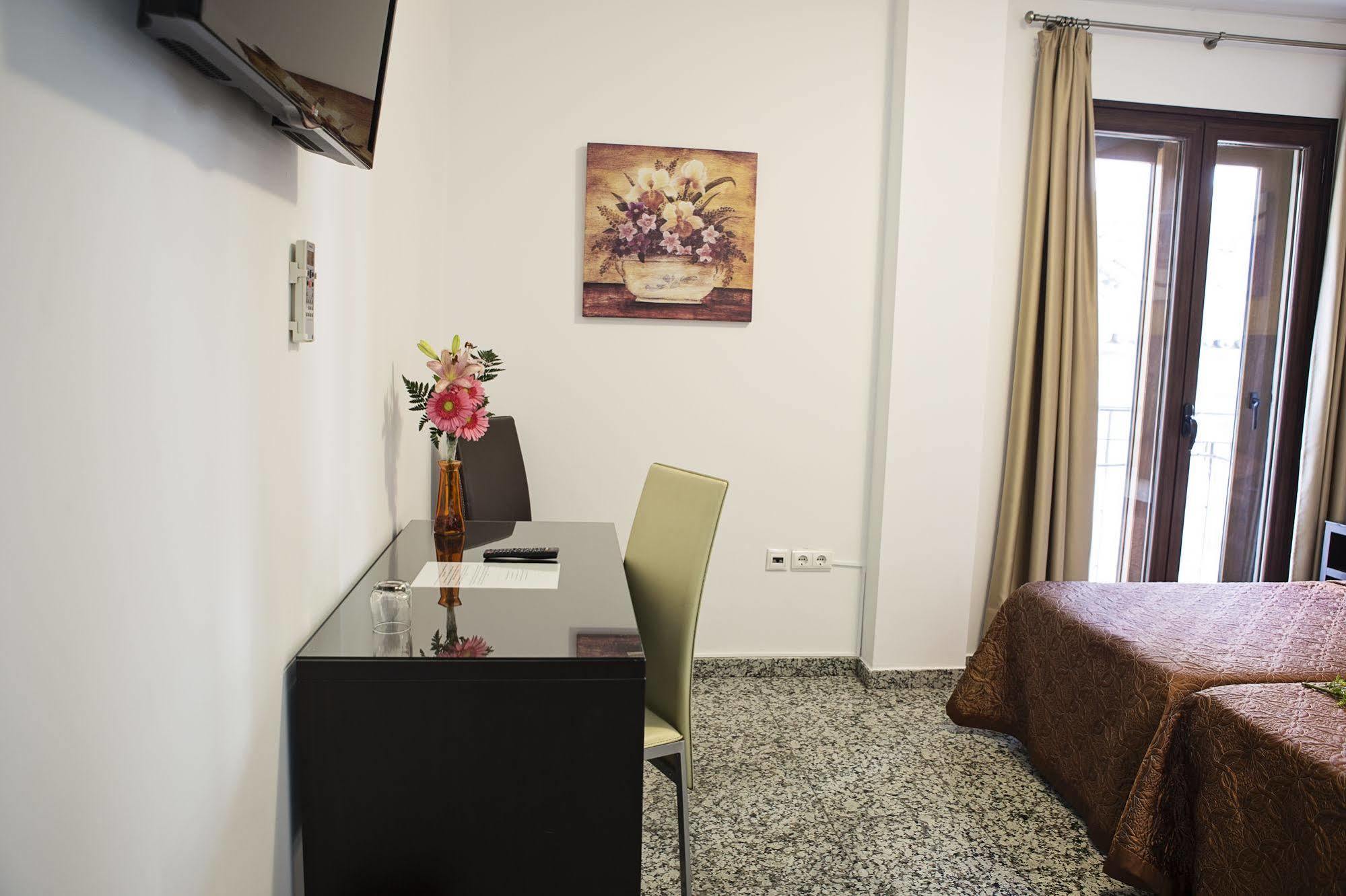 Hotel De Los Faroles Córdoba Kültér fotó