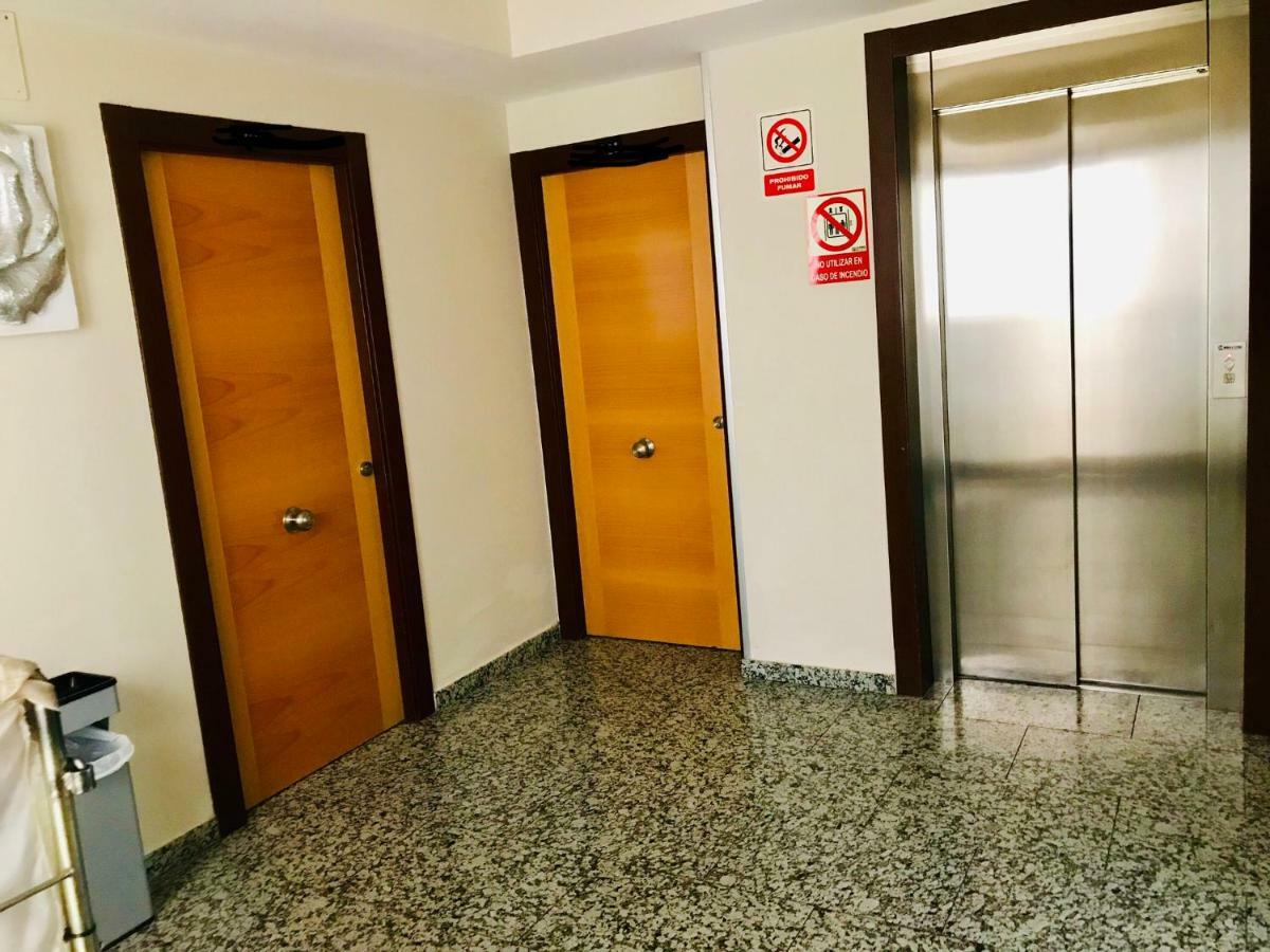 Hotel De Los Faroles Córdoba Kültér fotó