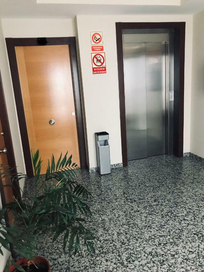 Hotel De Los Faroles Córdoba Kültér fotó